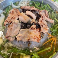 น้องจินหมูกะทะ