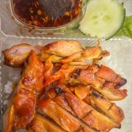 OK หมู-ไก่ อบโอ่ง หมูนุ่ม ไก่ฉ่ำ น้ำจิ้มสุดแซ่บ