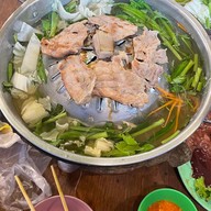 น้องจินหมูกะทะ