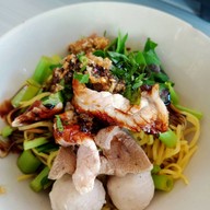 บรรยากาศ เตี๋ยวเรือแอบแซ่บ