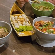 ท่าสยาม แฟชั่นไอซ์แลนด์