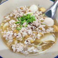 เตี๋ยวในสวน ราชพฤกษ์