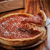 Capone's Pizza Sukhumvit 23