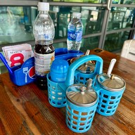 อาหารตามสั่ง เกี๊ยวปลาสามย่าน