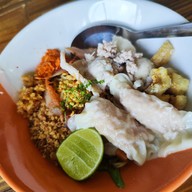 ก๋วยเตี๋ยวต้มยำสุโขทัย(ร้านโภคะ)