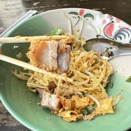 เฮียจู๋ ก๋วยเตี๋ยวต้มยำหมูบะช่อ (ลาดพร้าว71) ลาดพร้าว