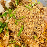 ลุงใหม่ก๋วยเตี๋ยวซิ่ง หนองขาม