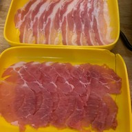 เมนูของร้าน โอนิคุชาบู ภูเก็ต บุฟเฟต์ชาบู ปิ้งย่าง ซูชิ ภูเก็ต