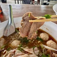 สนธยา ก๋วยเตี๋ยวเนื้อตุ๋น หมูตุ๋น สนธยา ดอนเมือง ก๋วยเตี๋ยวเนื้อตุ๋น หมูตุ๋น