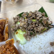 เมนูของร้าน ข้าวซอยลำดวนฟ้าฮ่ามเชียงใหม่ สาขาสุขุมวิท BTSบางจาก บางจาก