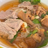 เมนูของร้าน ก๋วยเตี๋ยวอู๊ดอี๊ด