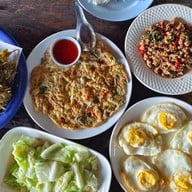 ไร่ชาลุงเดช