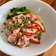 ไผ่เขียว บะหมี่เป็ดย่าง อำเภอชนบท