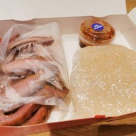 เจ๊แดงสามย่าน ส้มตำ คอหมูย่าง สยามพารากอน