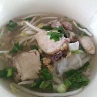 เมนูของร้าน เจ้เล็ก ก๋วยเตี๋ยวไก่