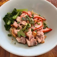 ไผ่เขียว บะหมี่เป็ดย่าง อำเภอชนบท