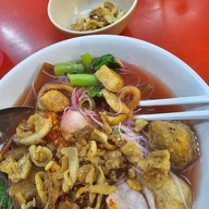 เมนูของร้าน ก๋วยเตี๋ยวเย็นตาโฟ เกี๊ยวโต (บางรัก)