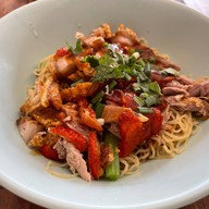 ไผ่เขียว บะหมี่เป็ดย่าง อำเภอชนบท