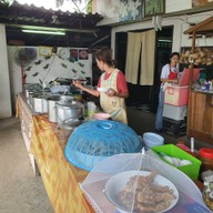 ครัววิไลอาหารพื้นเมือง