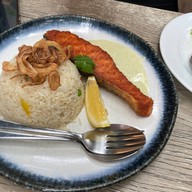 The Hub Cafe and Eatery พระราม 9