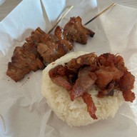 ร้านหมูปิ้ง หมูทอด