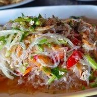 ไร่ชาลุงเดช