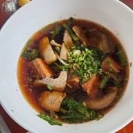 เมนูของร้าน นายหนวด3 เกาเหลา ก๋วยเตี๋ยว เนื้อตุ๋น-หมูตุ๋น ลาดพร้าว101 สาขา3