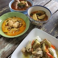 ข้าวเงี้ยวตาบุญ -