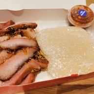 เจ๊แดงสามย่าน ส้มตำ คอหมูย่าง สยามพารากอน