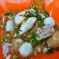 เมนูของร้าน ตั๊วเหลา ก๋วยเตี๋ยวลูกชิ้นปลา