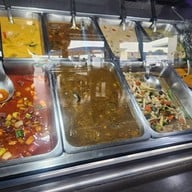 เมนูของร้าน ข้าวแกงสี่ภาค ปตท.สามโคก
