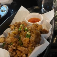 เมนูของร้าน Three Dots & A Dash Huahin