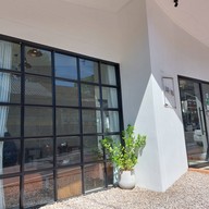 หน้าร้าน Ar-ma Cafe & Bar