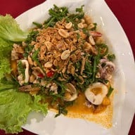 เมนูของร้าน สวนอาหารลุงนวย