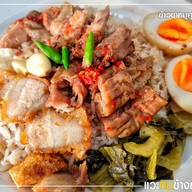 ขาหมูคุโรบุตะ (ขาหมู5รางวัลอร่อย) เจริญนคร