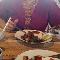 บ้านคนรักหมูกรอบ