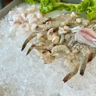 บรรยากาศ ข้าวต้มปลาเก๋ากะพง food villa ราชพฤกษ์