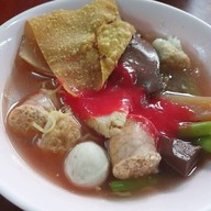 เย็นตาโฟฮ่องเต้ ศรีย่าน แยกร่วมจิตต์