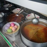 บรรยากาศ เจ๊ติ๊ก ขนมจีนโคตรผัก ข้าวราดแกง