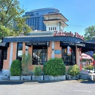 หน้าร้าน Zurich Bread Factory&Cafe