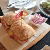 เมนูของร้าน Zurich Bread Factory&Cafe