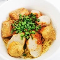 เมนูของร้าน ยู้ ลูกชิ้นปลาเยาวราช เยาวราช