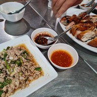 เมนูของร้าน สมนึกไก่ย่าง วัดไร่ขิง