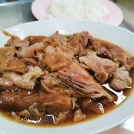 ข้าวขาหมูนายกวง