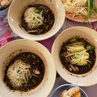 ก๋วยเตี๋ยวเรือ ป.ประทีป สาขาสันป่าตอง สาขาสันป่าตอง
