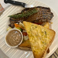 Vanilla Cafe&Bistro