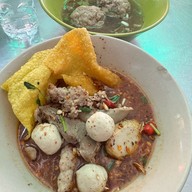 ก๋วยเตี๋ยวหมูต้มยำนายฮัน