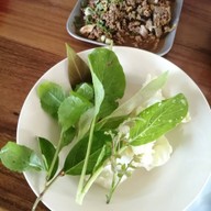 เมนูของร้าน ลาบอ้ายแดง