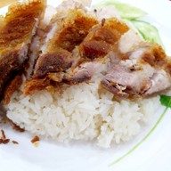 ร้านข้าวมันไก่ ประตู บี นิคมอุตสาหกรรมโรจนะ