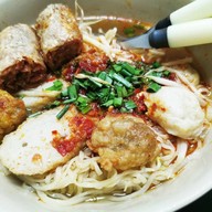 เมนูของร้าน ยู้ ลูกชิ้นปลาเยาวราช เยาวราช